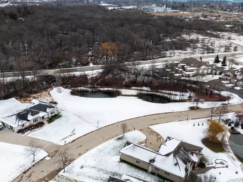 Lt1 Abbey Ridge #BLK2, Manitowoc, WI 54220