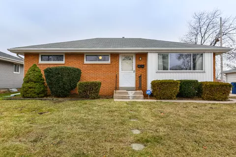 6525 N 81st, Milwaukee, WI 53223
