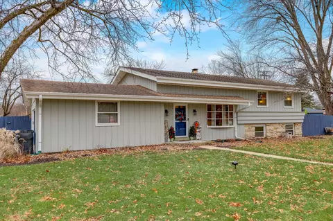 1001 School, Waukesha, WI 53189