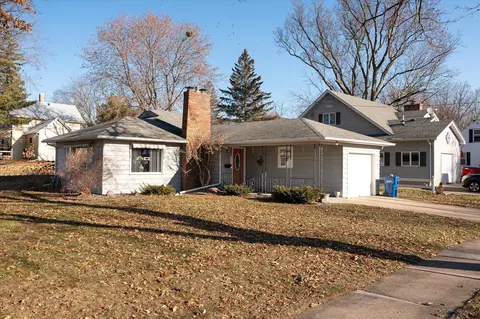 222 W Oak, Viroqua, WI 54665