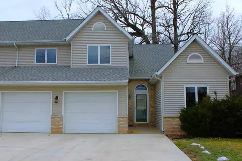 433 Park #8A, Kewaskum, WI 53040