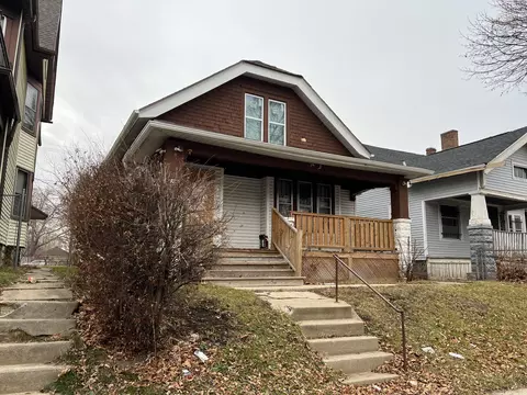 2468 W Auer, Milwaukee, WI 53206