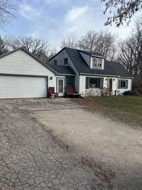 w220n5264 Town Line, Menomonee Falls, WI 53051