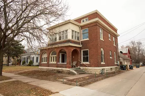 816 King #818, La Crosse, WI 54601
