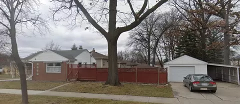 5030 W Cleveland, Milwaukee, WI 53219
