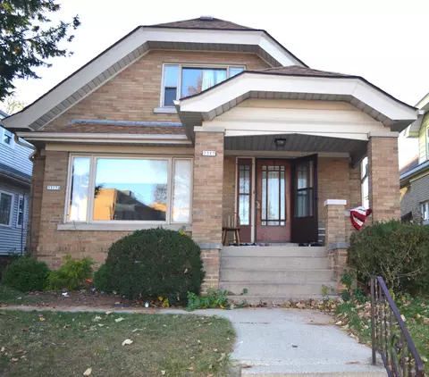 3317 S 11th, Milwaukee, WI 53215