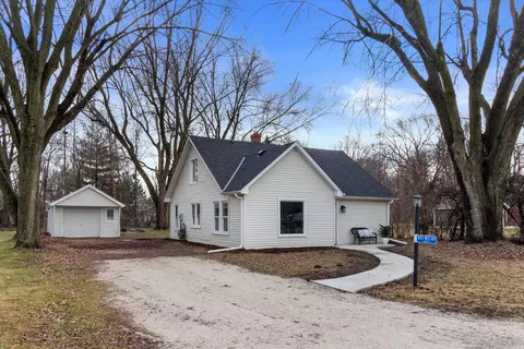 n55w37149 Harvard, Oconomowoc, WI 53066