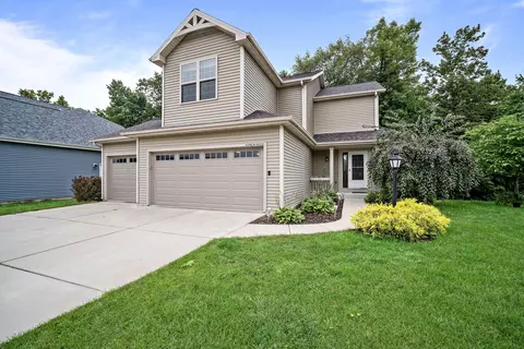w206n16525 Marshland, Jackson, WI 53037