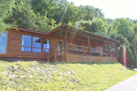 s6372 Wisconsin 35, Genoa, WI 54624