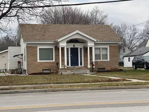 1808 Summit, Waukesha, WI 53188