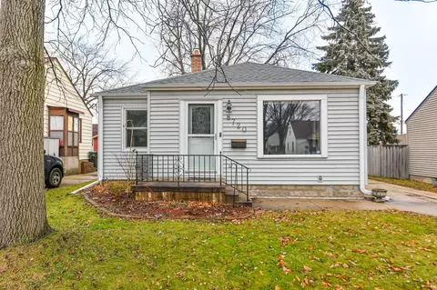 8720 W Hayes, West Allis, WI 53227