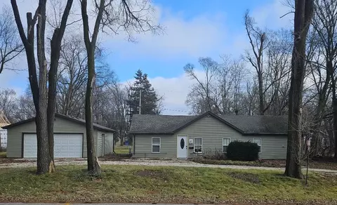 8519 Steele, Burlington, WI 53105
