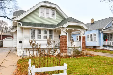2149 N 69th #2149A, Wauwatosa, WI 53213