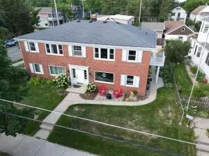 2745 S S Shr #4, Milwaukee, WI 53207