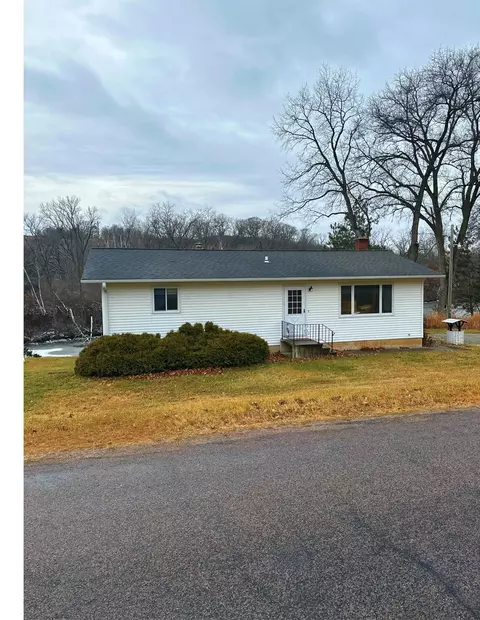 w3737 Wolter Road, Barre, WI 54669