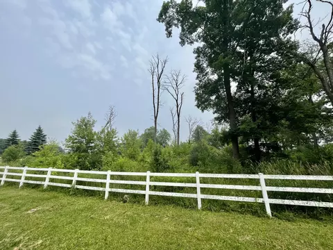 Lt2 N River, Rochester, WI 53105