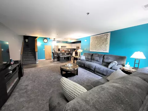 3651 E Barbara #12, Oak Creek, WI 53154