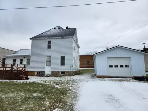 1111 Front, Cashton, WI 54619