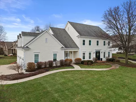 13625 W Eagle, New Berlin, WI 53151