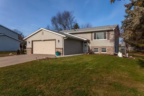 1284 Tamarack, Hartford, WI 53027