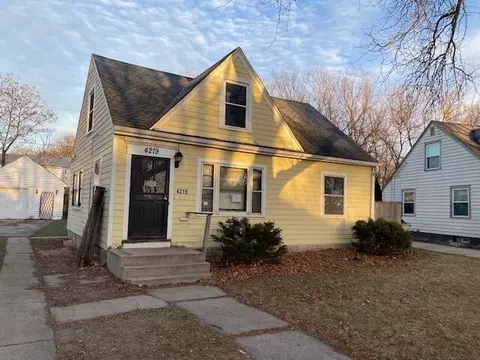 4219 N 38th, Milwaukee, WI 53216