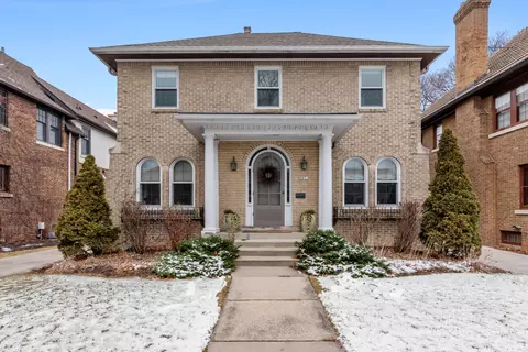4851 N Woodburn, Whitefish Bay, WI 53217