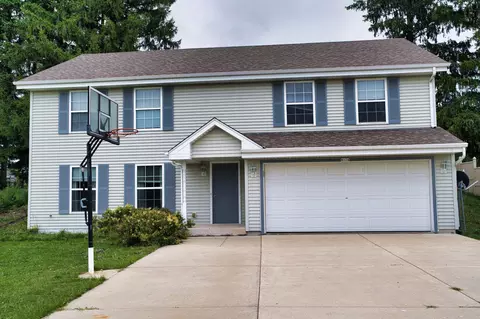 8124 S Wynona, Oak Creek, WI 53154