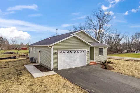 N1476 Chicago, Bloomfield, WI 53128