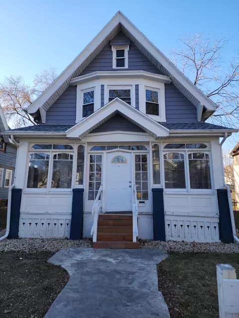 2131 N 37th, Milwaukee, WI 53208