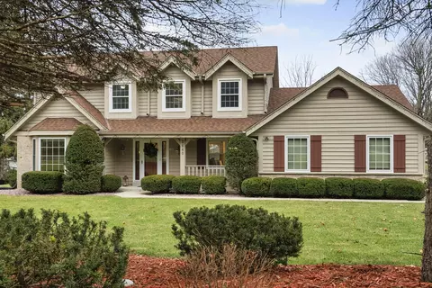 3640 Pilgrim, Brookfield, WI 53005