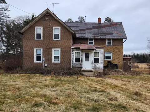 5211 Elmwood, Colgate, WI 53017
