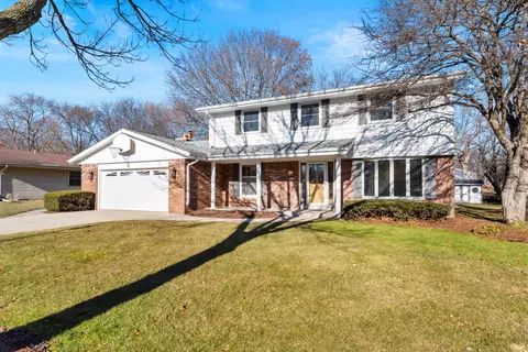 8888 Garden, Greendale, WI 53129