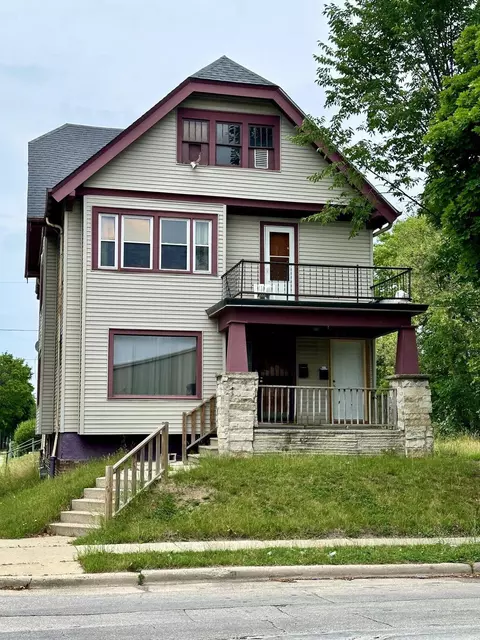 932 W Keefe #934, Milwaukee, WI 53206