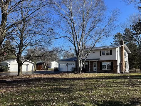 w5039 Carnes Road, Koshkonong, WI 53538
