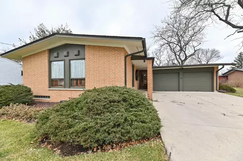 335 Spring, Delavan, WI 53115