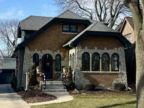 5137 N Berkeley, Whitefish Bay, WI 53217