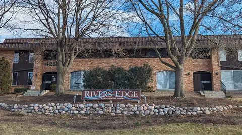 4155 W Rivers Edge #7, Brown Deer, WI 53209