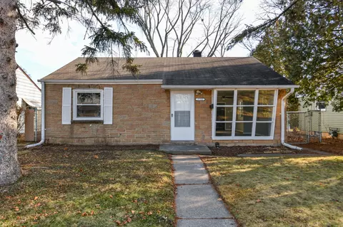 5732 N 32nd, Milwaukee, WI 53209