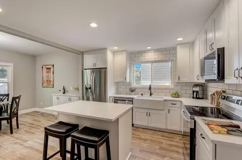602 N 61st, Wauwatosa, WI 53213