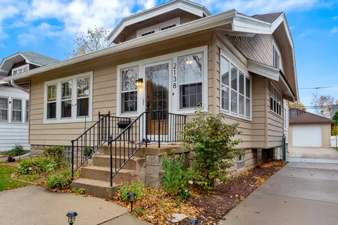 2138 N 62nd, Wauwatosa, WI 53213