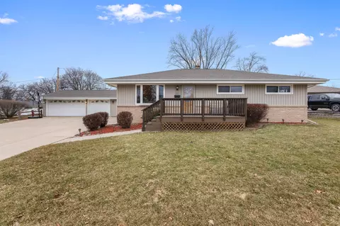 1112 Arbor, Waukesha, WI 53188