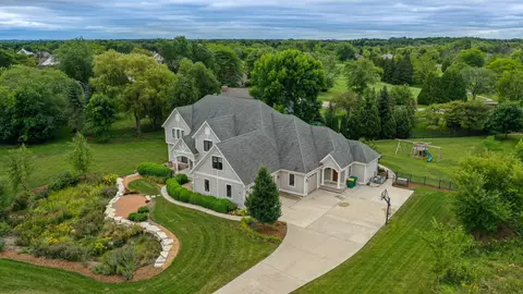 12606 N Rotary Park, Mequon, WI 53092