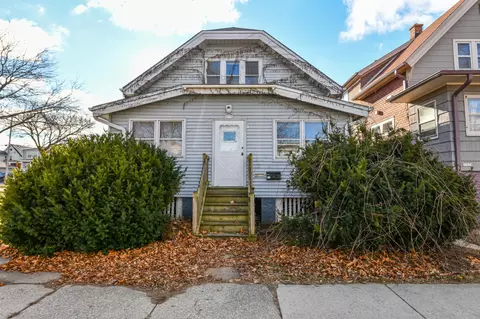 3771 E Squire #A, Cudahy, WI 53110