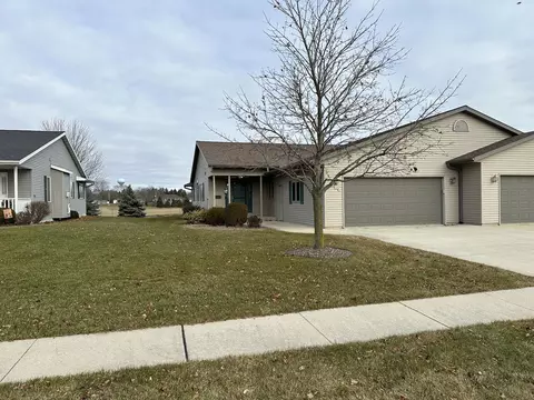 132 Parkview, Cedar Grove, WI 53013