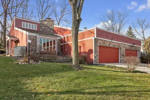 806 Kendall #2A, Lake Geneva, WI 53147