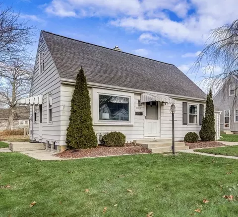1504 E Van Beck, Milwaukee, WI 53207