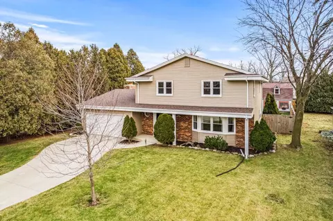 4252 S 96th, Greenfield, WI 53228