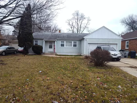 7100 N 43rd, Milwaukee, WI 53209