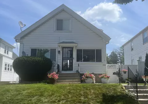 4340 N 15th, Milwaukee, WI 53209
