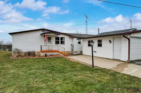 n3906 Pleasant View Avenue, Cascade, WI 53011